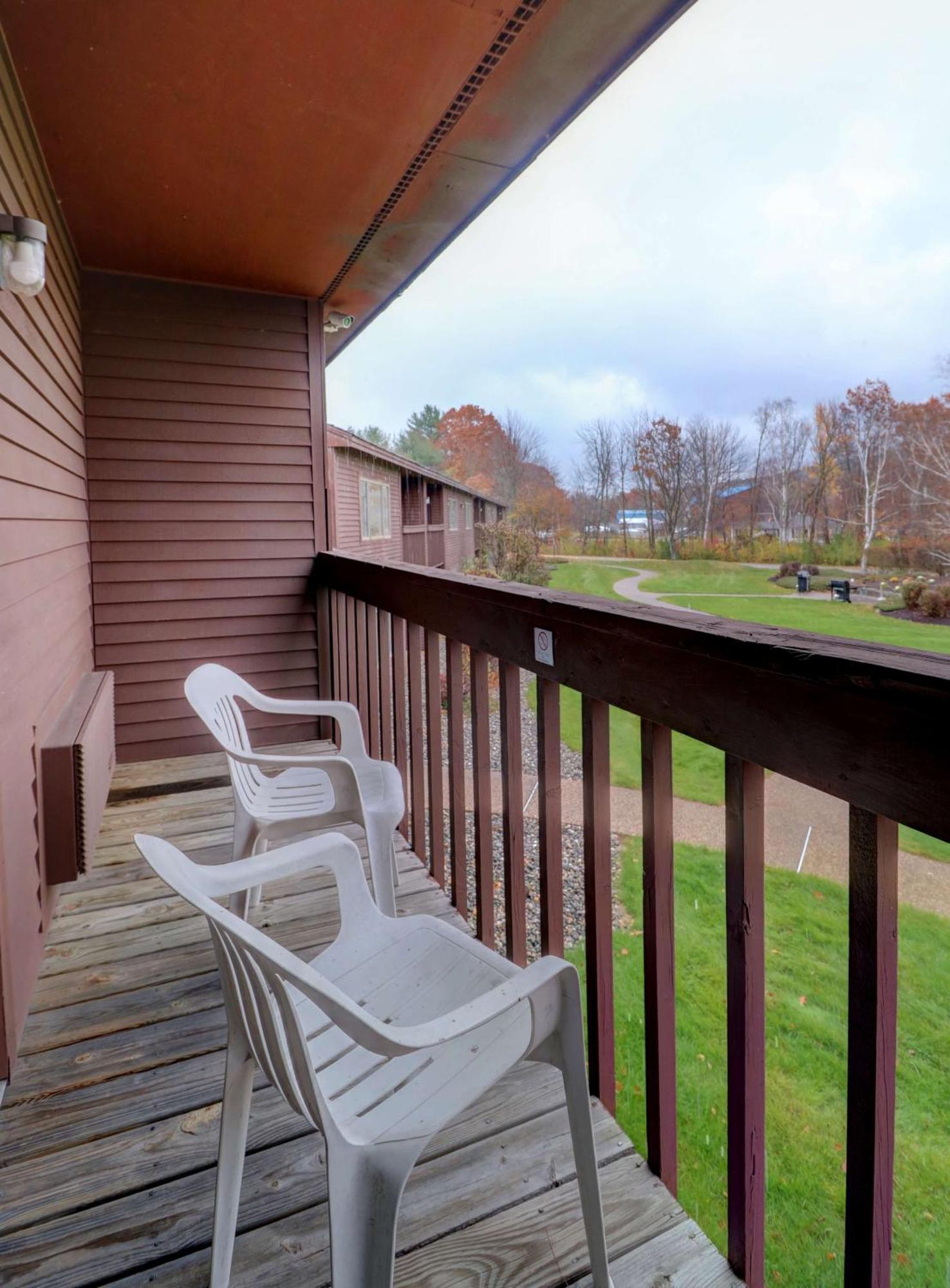Fireside Inn & Suites Gilford Zewnętrze zdjęcie
